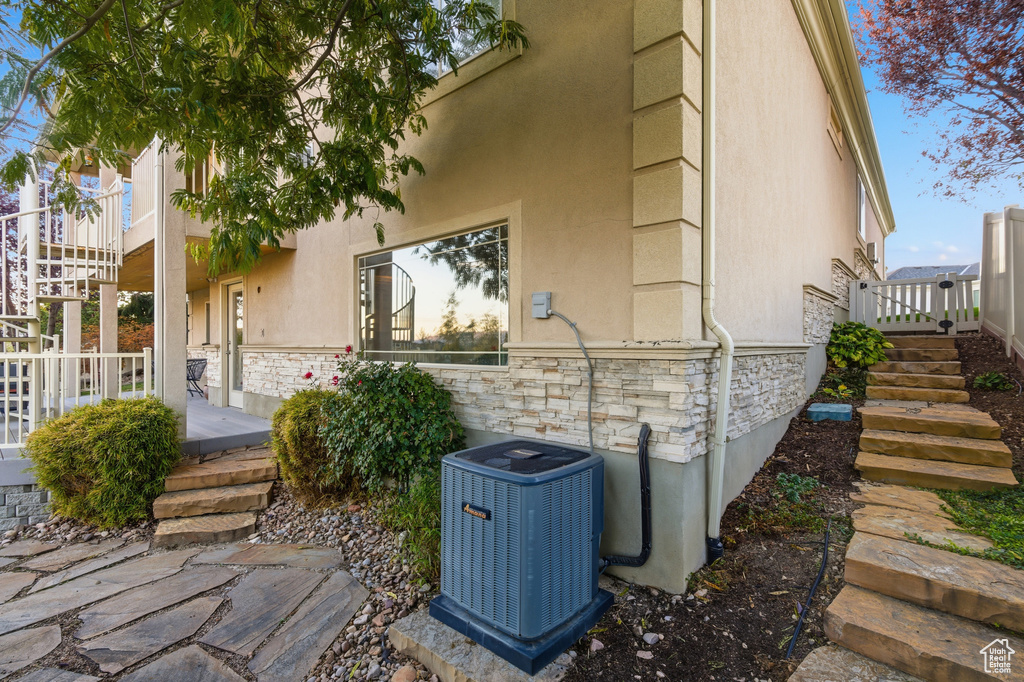 6987 OVERVIEW WAY West Jordan, UT 84084