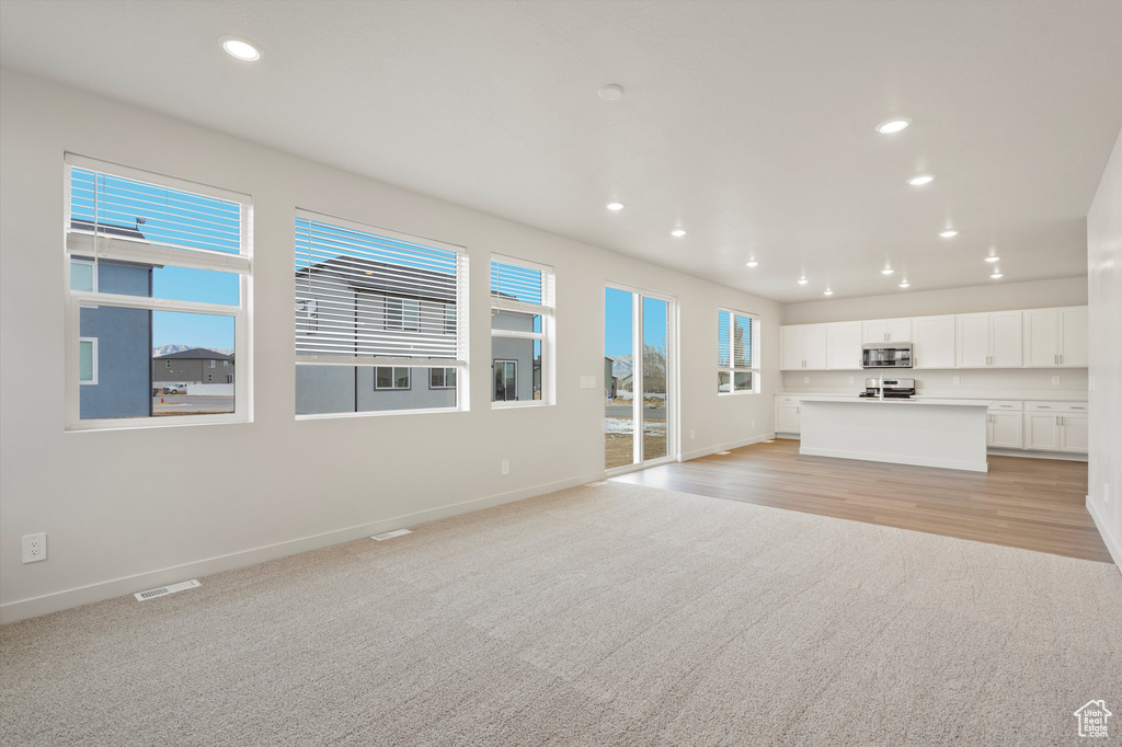 Photo 16 for MLS #2119537 at 1408 N Baen Way #239