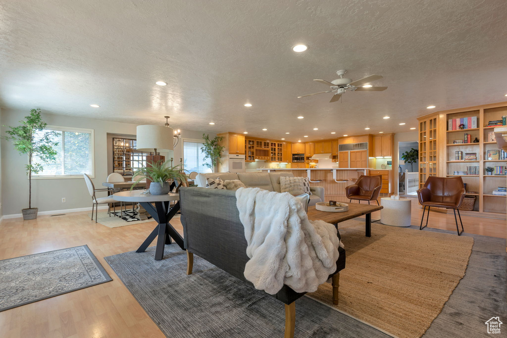 Photo 6 for MLS #2119541 at 913 W 2025 South