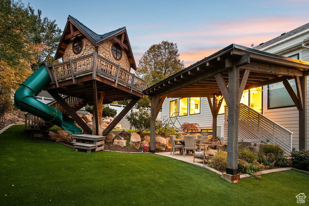 1469 E CARRIE DR Fruit Heights, UT 84037