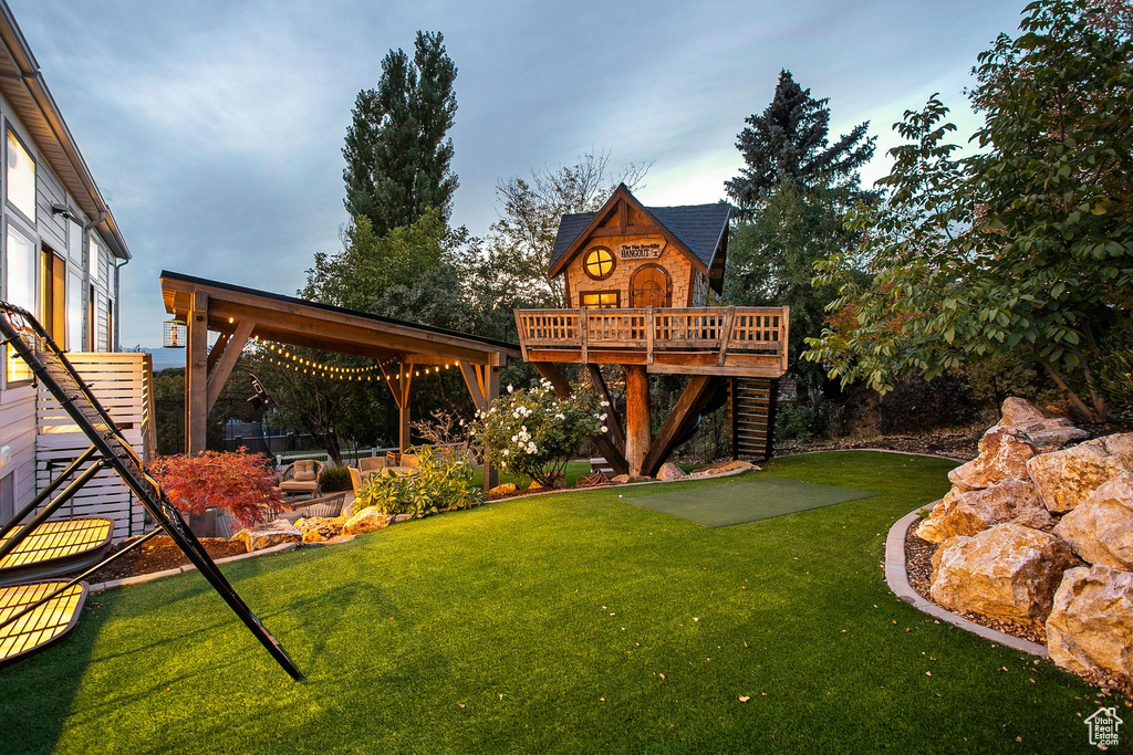 1469 E CARRIE DR Fruit Heights, UT 84037