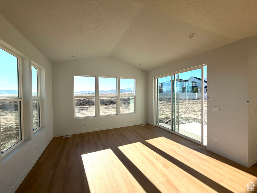 2987 N KINGBIRD DR #616 Eagle Mountain, UT 84005