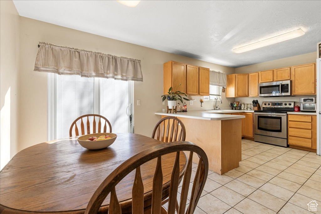 Photo 7 for MLS #2119571 at 656 E 220 North