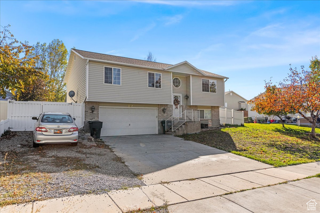 Photo 2 for MLS #2119571 at 656 E 220 North