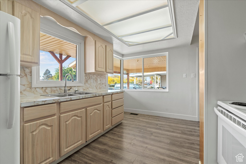 Photo 6 for MLS #2119579 at 422 N 100 East