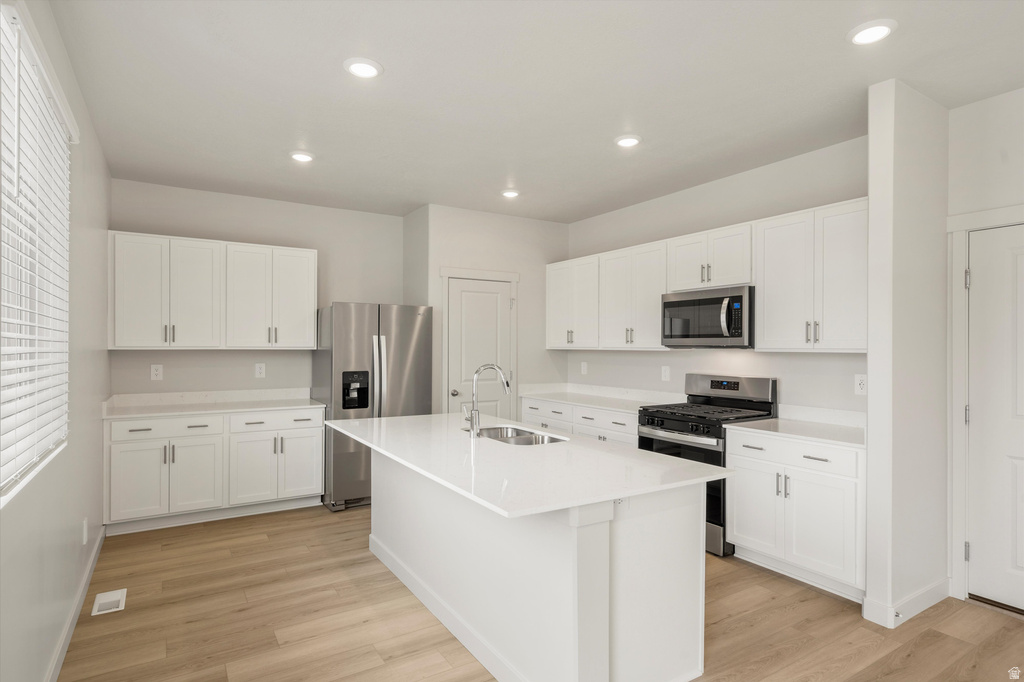 921 N 160 E #12 Santaquin, UT 84655