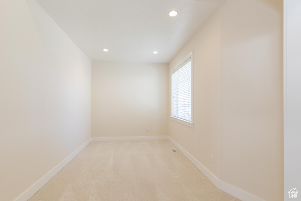 Photo 6 for MLS #2119601 at 890 E 450 South