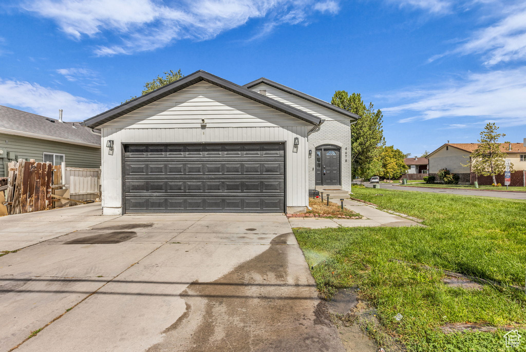 Photo 3 for MLS #2119604 at 4678 W 3100 South