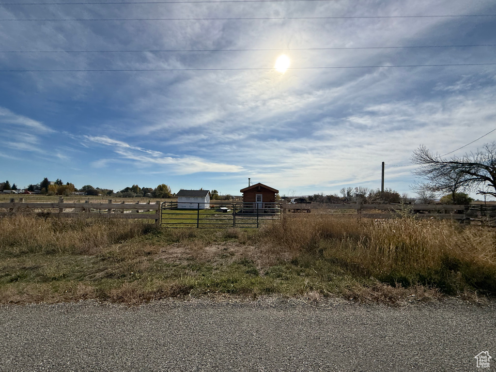 View photos for 1225 E 800 1225 E 800