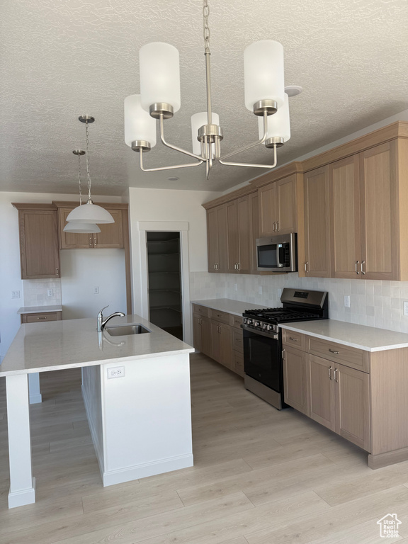 Photo 8 for MLS #2119626 at 161 N 870 East #29