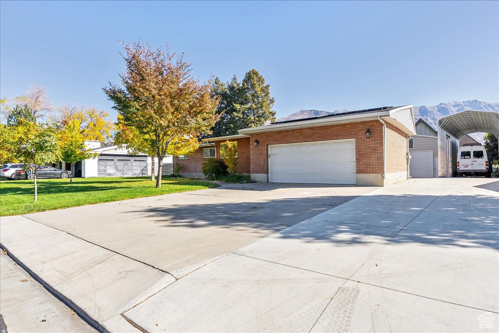 Photo 3 for MLS #2119629 at 170 N 825 East