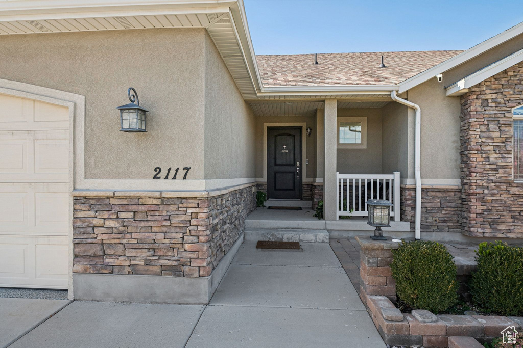 Photo 2 for MLS #2119634 at 2117 N 170 West