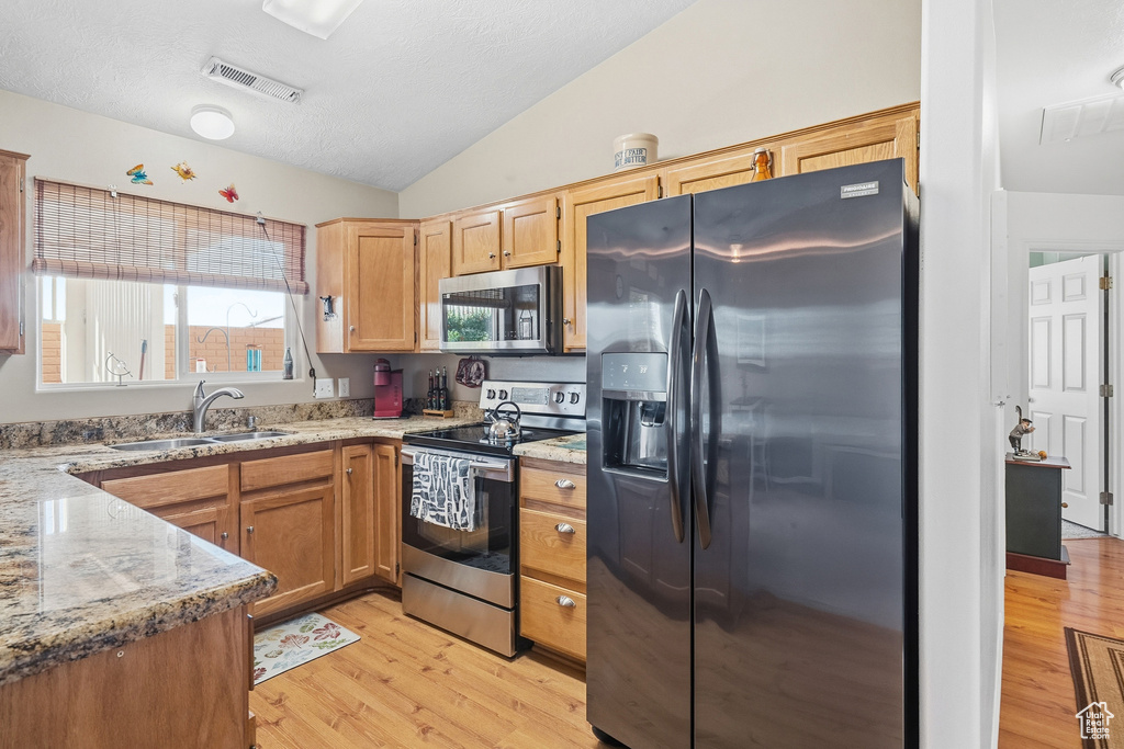 Photo 17 for MLS #2119635 at 524 E Oasis Dr