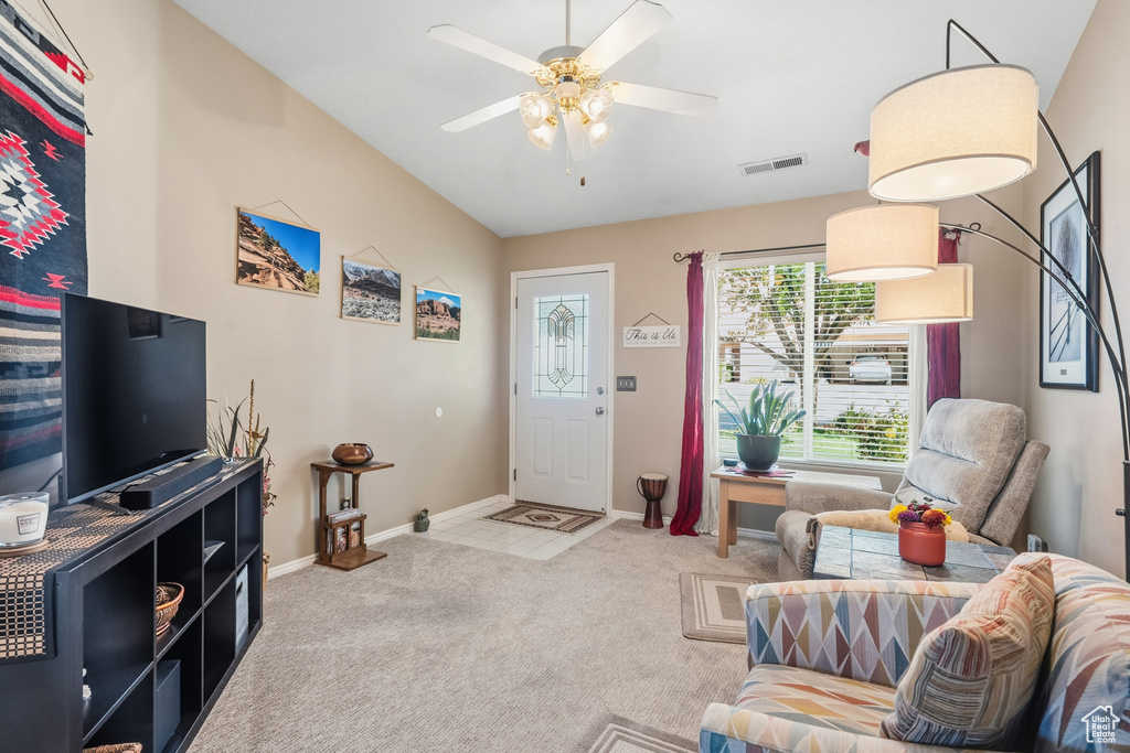 Photo 11 for MLS #2119635 at 524 E Oasis Dr