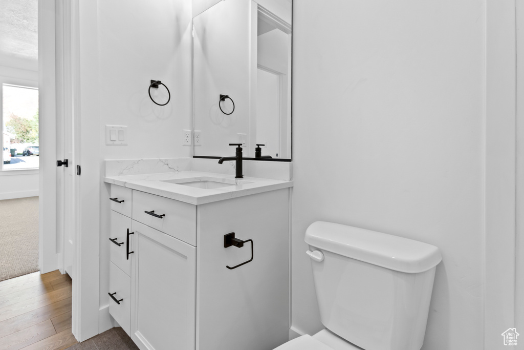 Photo 7 for MLS #2119641 at 256 N 870 East #18