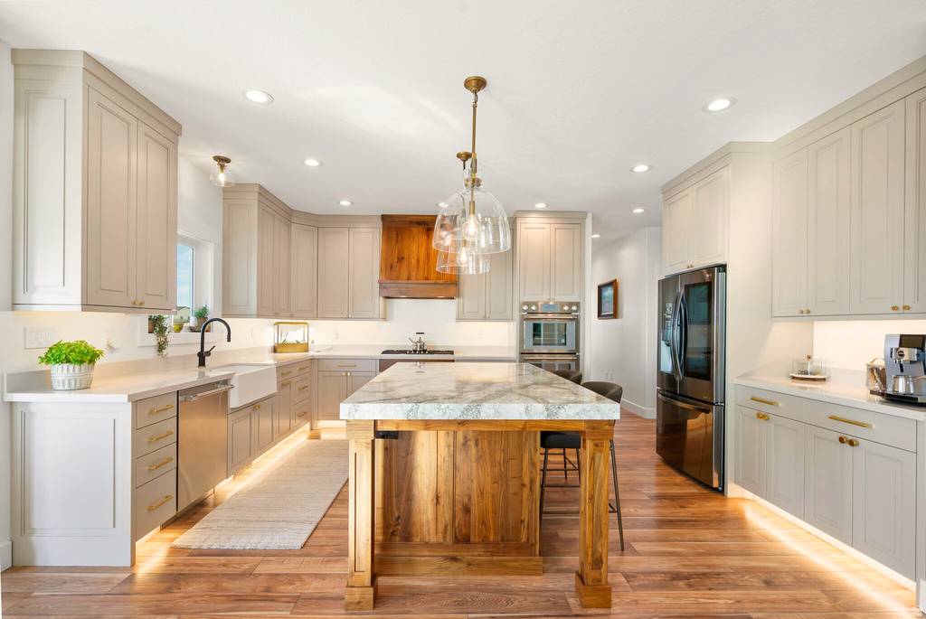 1199 W FALLOW WAY Pleasant View, UT 84414