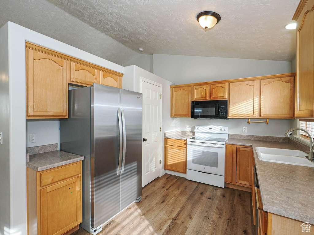 Photo 17 for MLS #2119652 at 11671 S Clintwood Dr