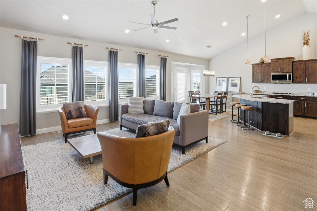 2478 S LILAC LN Saratoga Springs, UT 84045