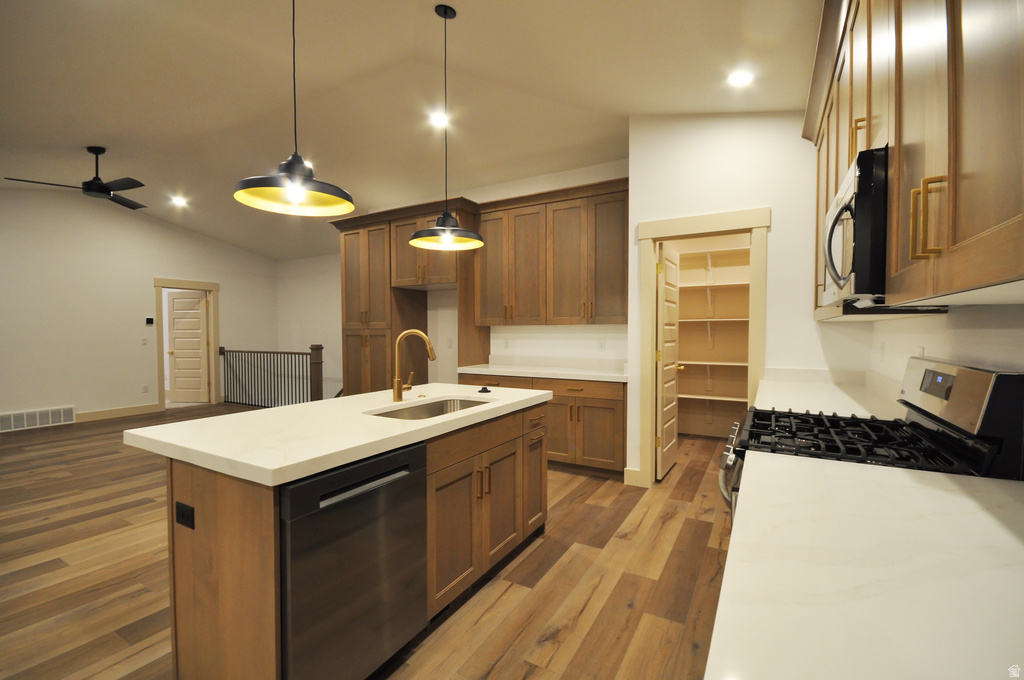 537 W INDEPENDENCE #209 Grantsville, UT 84029