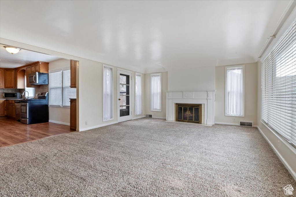 Photo 4 for MLS #2119681 at 148 N 100 East