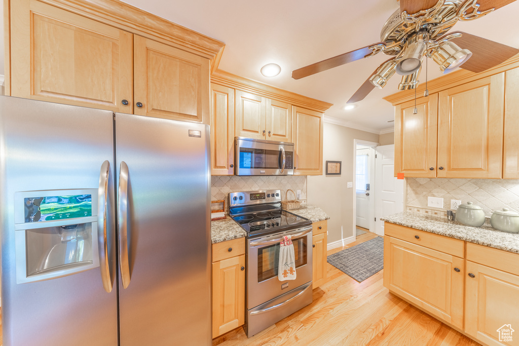 Photo 9 for MLS #2119688 at 695 E 33rd St