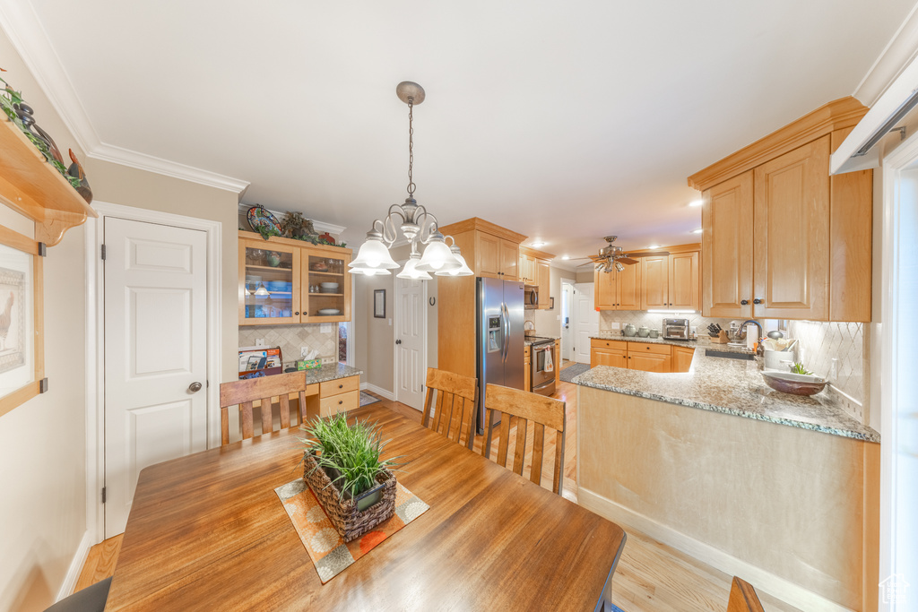 Photo 11 for MLS #2119688 at 695 E 33rd St