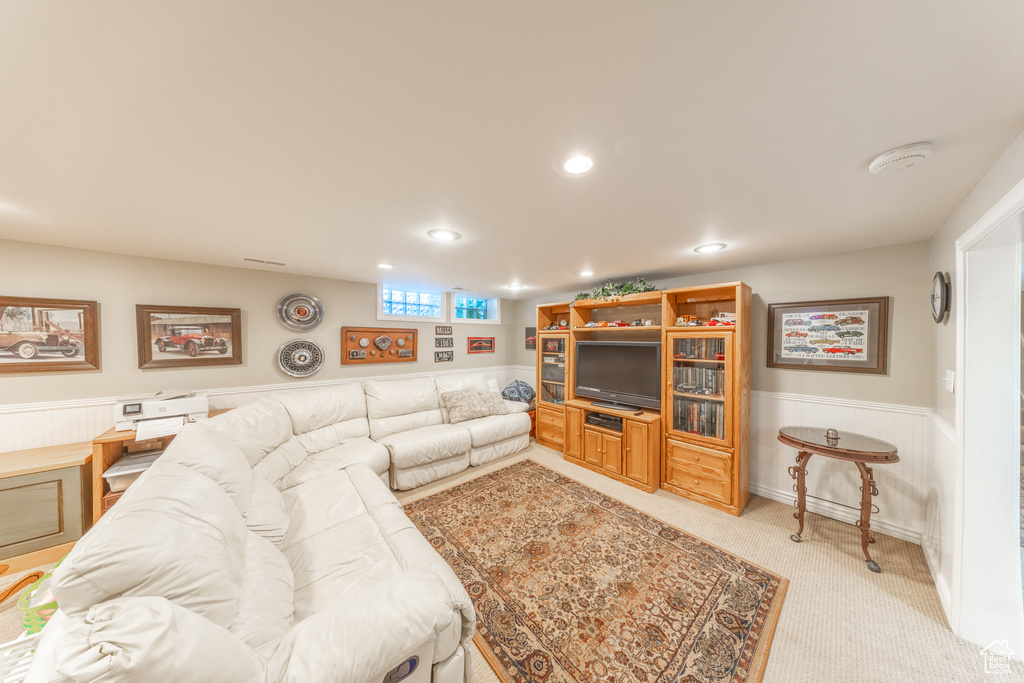 Photo 24 for MLS #2119688 at 695 E 33rd St