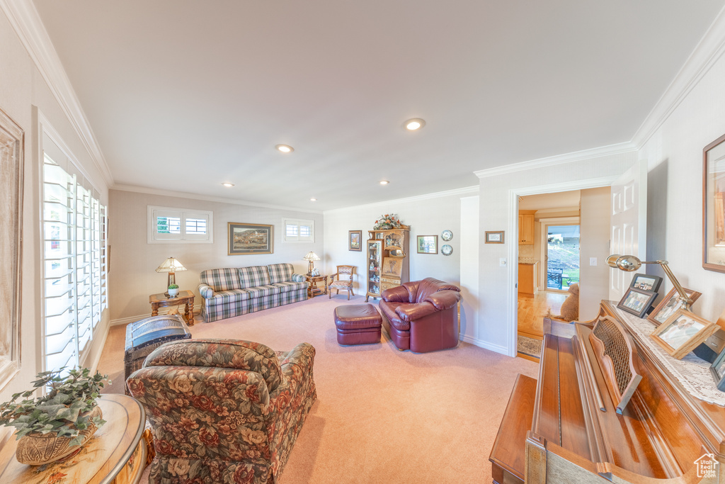 Photo 15 for MLS #2119688 at 695 E 33rd St