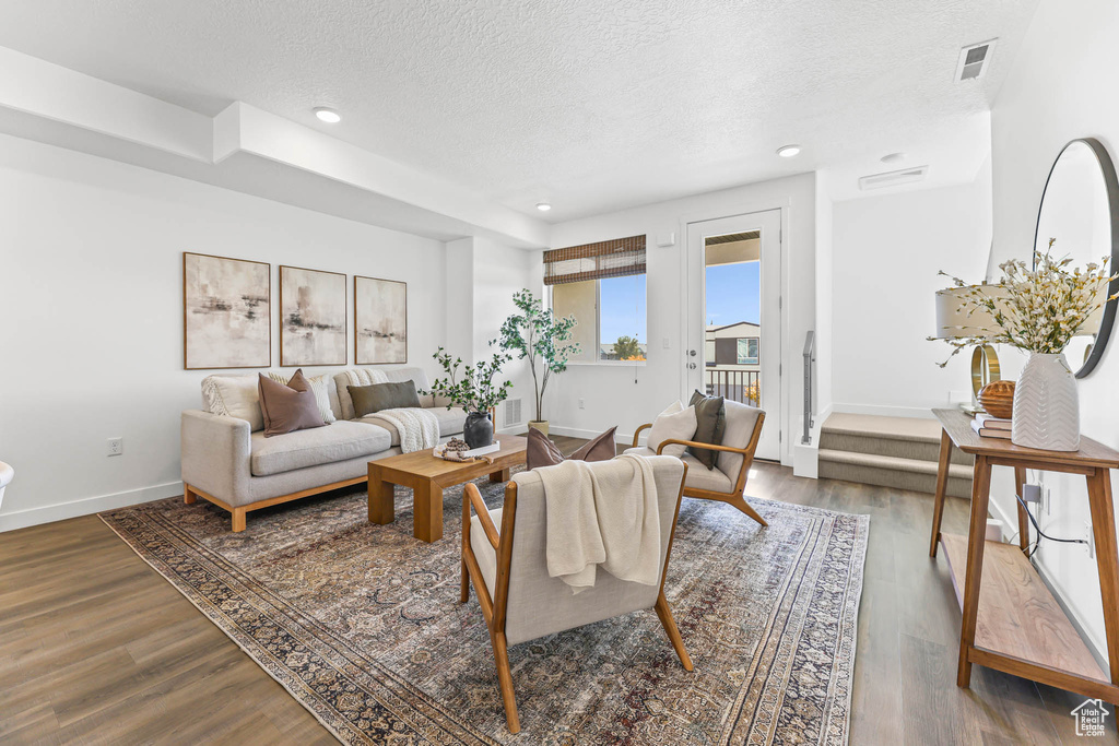 Photo 6 for MLS #2119692 at 6006 W Highlandbrook Dr