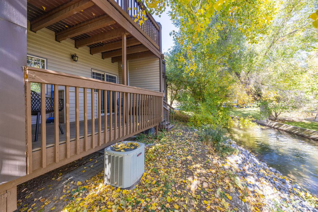 Photo 23 for MLS #2119694 at 567 E 200 North