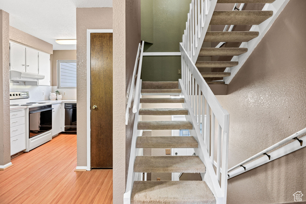 Photo 12 for MLS #2119694 at 567 E 200 North