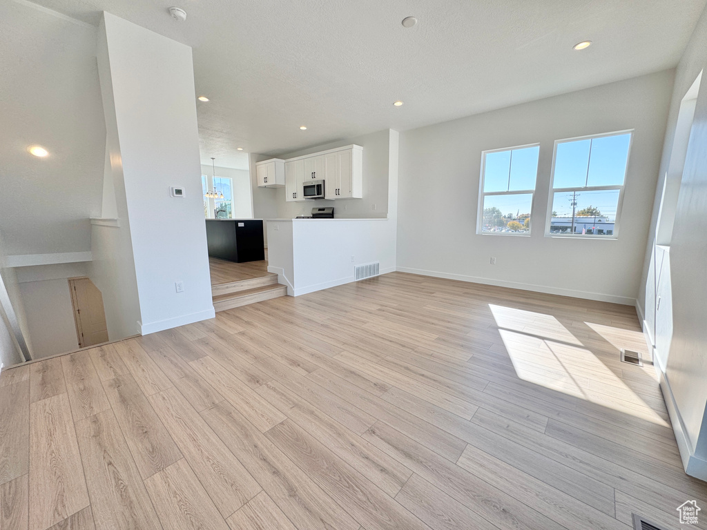 Photo 4 for MLS #2119698 at 1652 N 1600 West