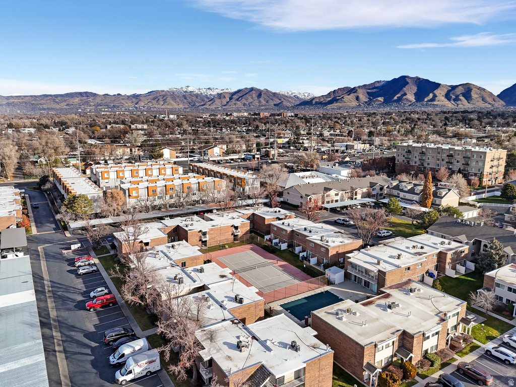 3924 S 805 ST #B Salt Lake City, UT 84107