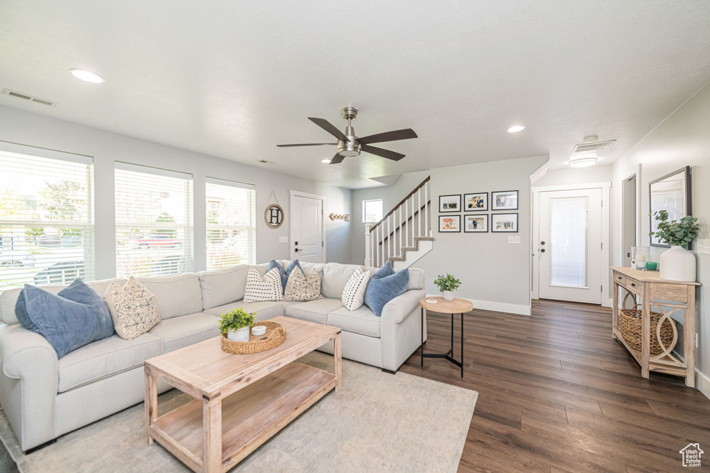 Photo 6 for MLS #2119703 at 836 E 23rd St