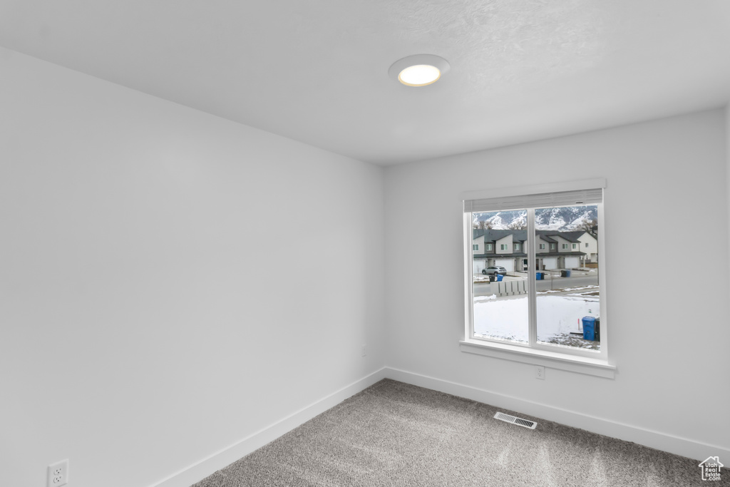 Photo 7 for MLS #2119707 at 191 W 3175 South #629