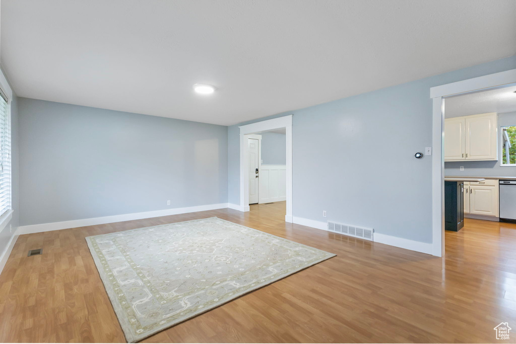 Photo 5 for MLS #2119708 at 735 N 1000 East