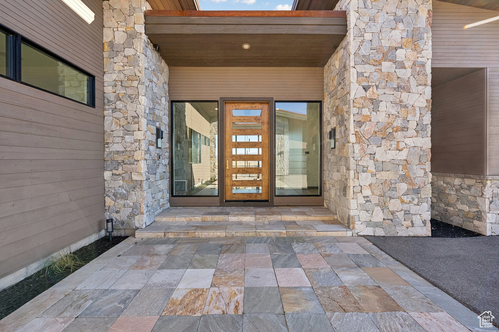 Photo 10 for MLS #2119710 at 3733 E Aspen Pt