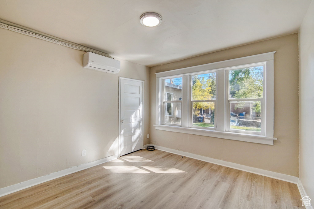 Photo 15 for MLS #2119718 at 1150 E 500 South