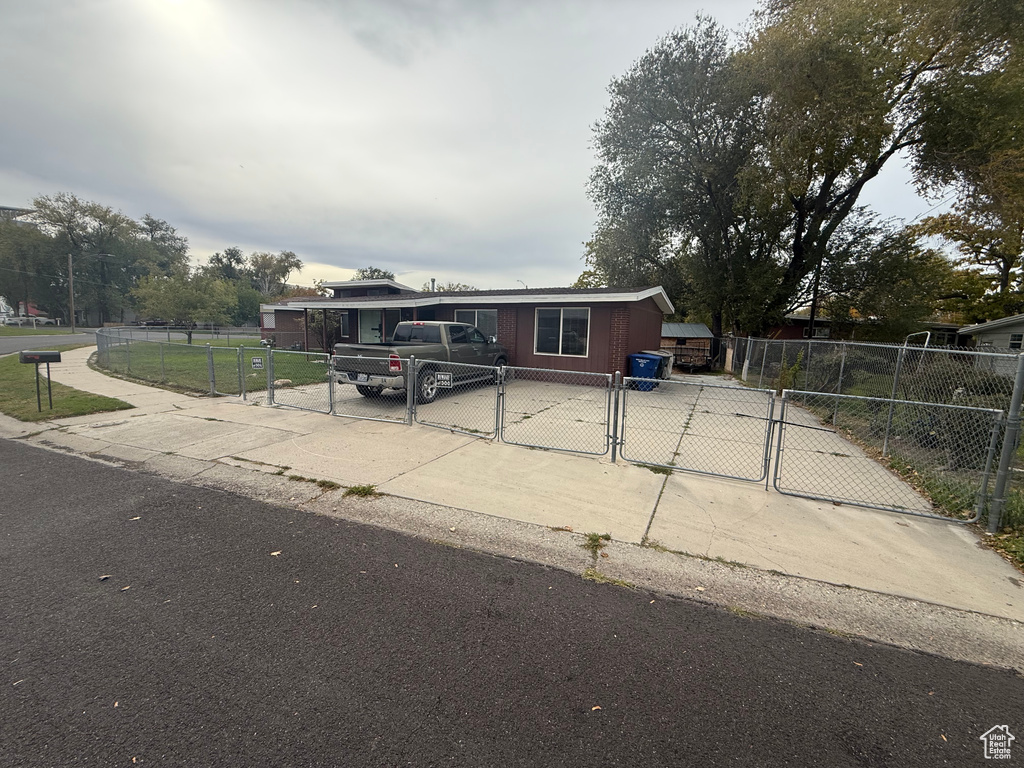 3431 S HILLSDALE DR West Valley City, UT 84119