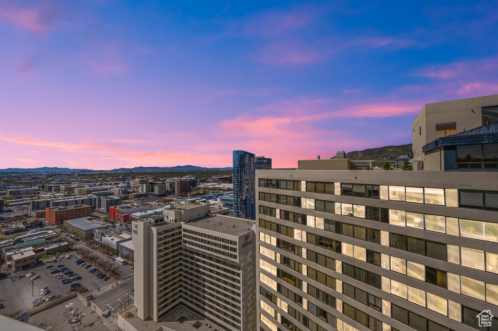 Photo 51 for MLS #2119732 at 48 W Broadway #2302