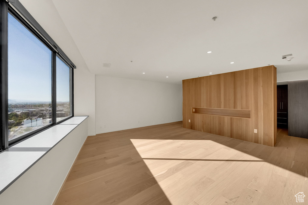 Photo 16 for MLS #2119732 at 48 W Broadway #2302