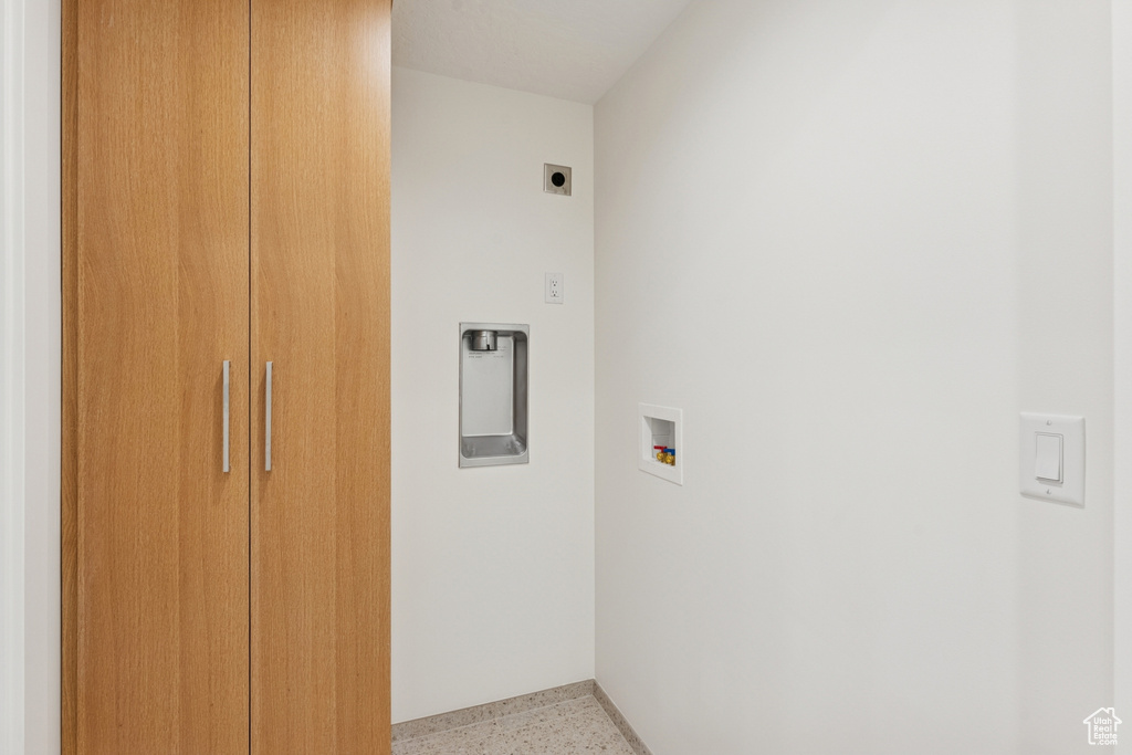 7364 S CHRIS LN Salt Lake City, UT 84121