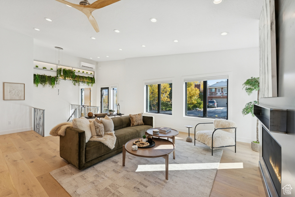 7364 S CHRIS LN Salt Lake City, UT 84121