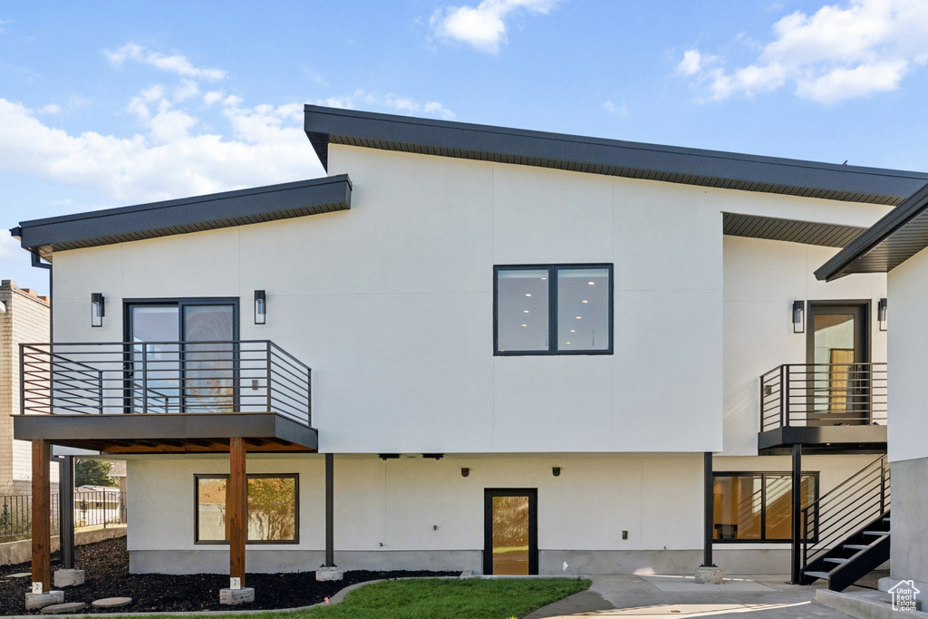 7364 S CHRIS LN Salt Lake City, UT 84121