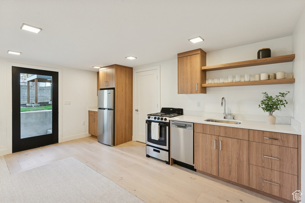 7364 S CHRIS LN Salt Lake City, UT 84121