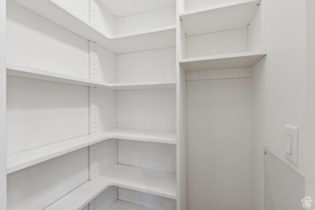 7364 S CHRIS LN Salt Lake City, UT 84121