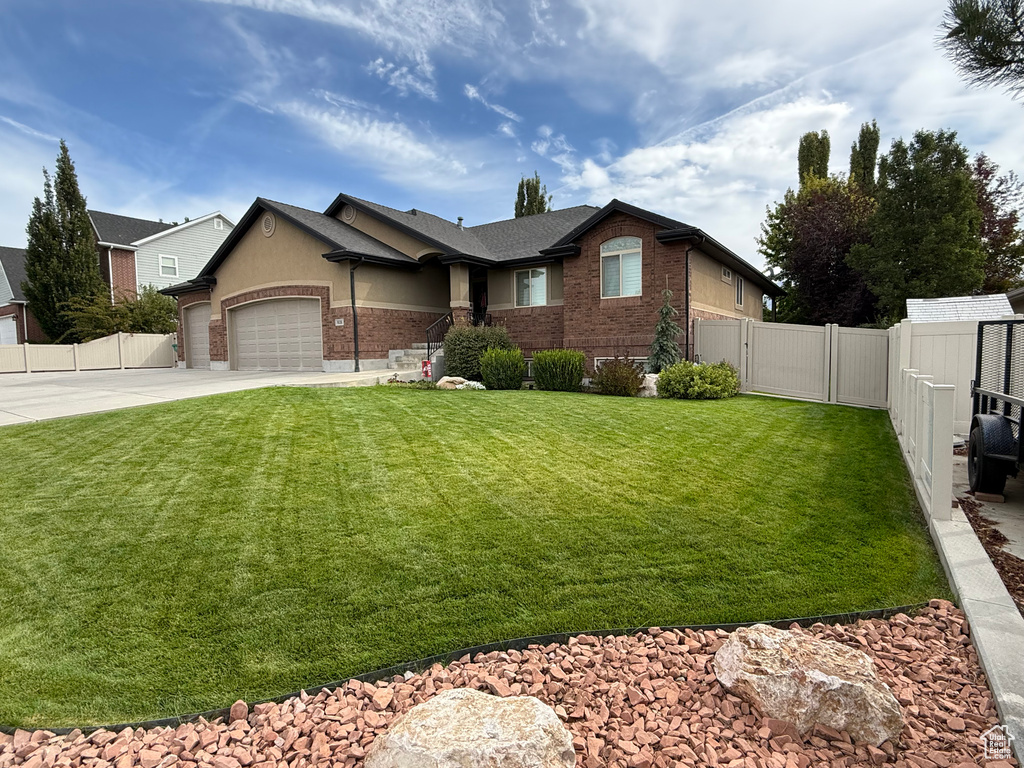 Photo 1 for MLS #2119763 at 818 N 2625 West