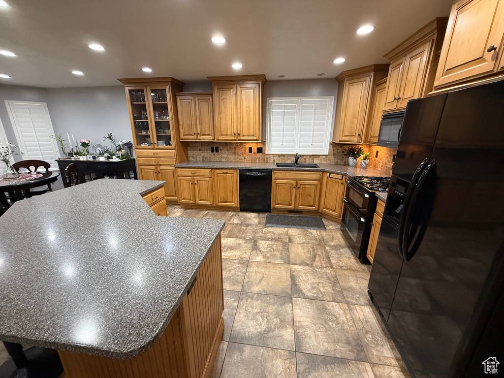 Photo 12 for MLS #2119763 at 818 N 2625 West