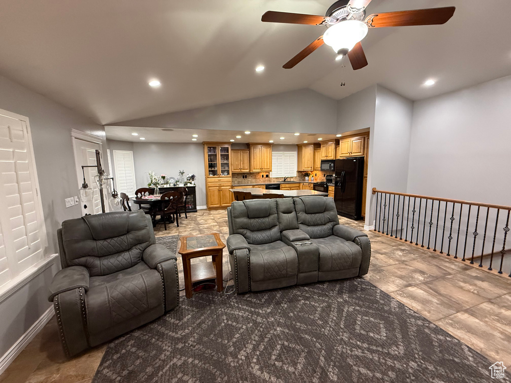 Photo 11 for MLS #2119763 at 818 N 2625 West