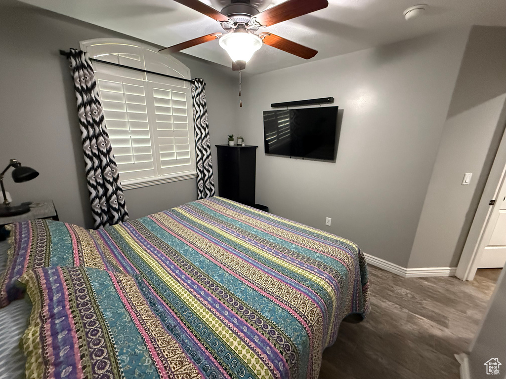 Photo 3 for MLS #2119763 at 818 N 2625 West